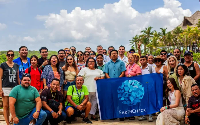Grupo Xcaret lleva a cabo la Ceremonia de la Abeja Melipona en Xel-Há