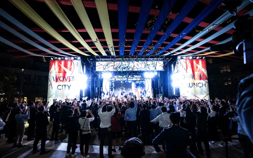 Toyota lanza Toyota lanza