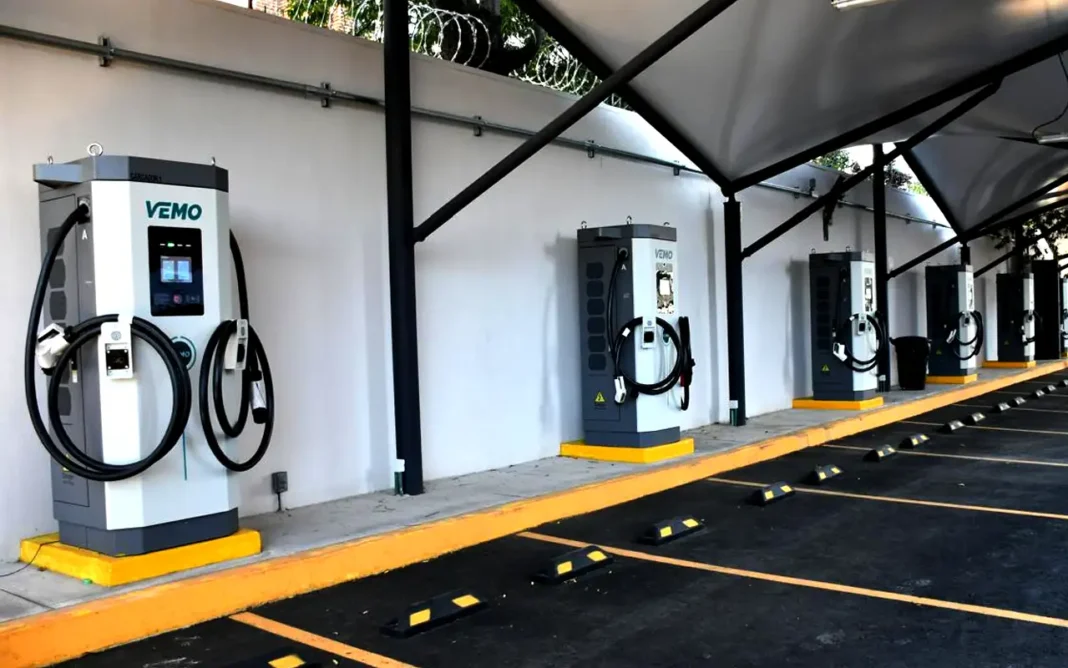 VEMO, C40 y The Climate Pledge se unen por la electrificación del transporte de carga eléctrico