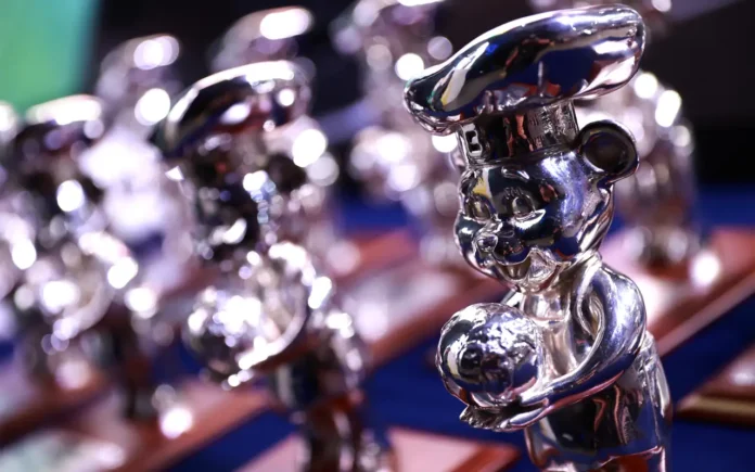 Grupo Bimbo reconoce a sus socios de negocio globales en el marco de la Junta Anual de Proveedores y Sustentabilidad 2025 Grupo Bimbo reconoce a sus socios de negocio globales en el marco de la Junta Anual de Proveedores y Sustentabilidad 2025