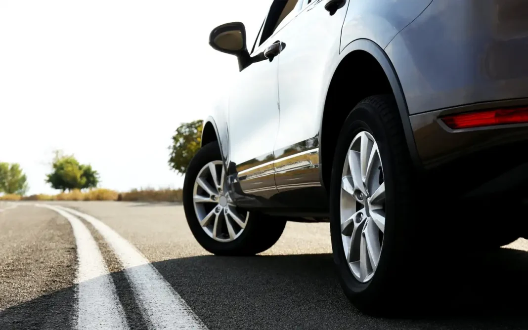 Cómo ahorrar gasolina manteniendo la presión correcta en tus llantas