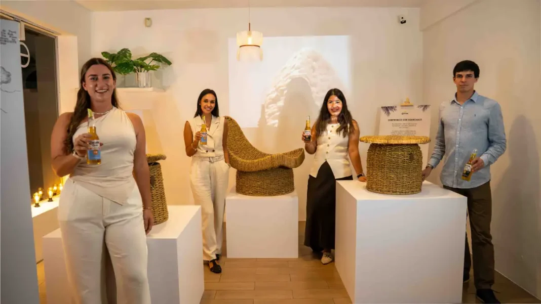 Backus Corona Made in Huanchaco exhibición