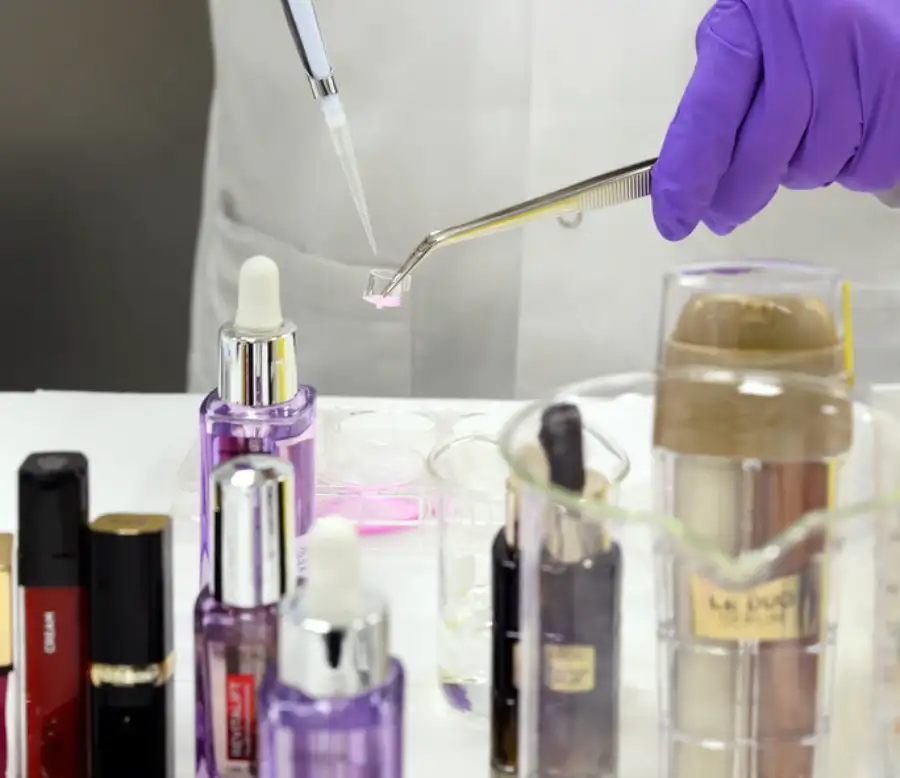 Científica L’Oréal laboratorios Episkin innovación