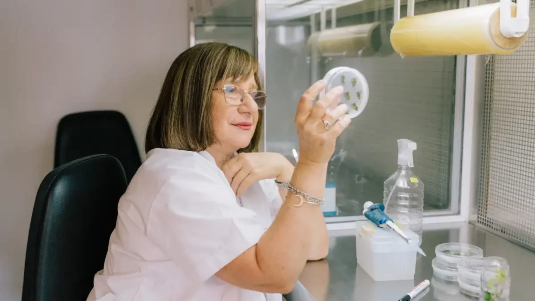 Raquel Lía Chan Premio Por las Mujeres en la Ciencia