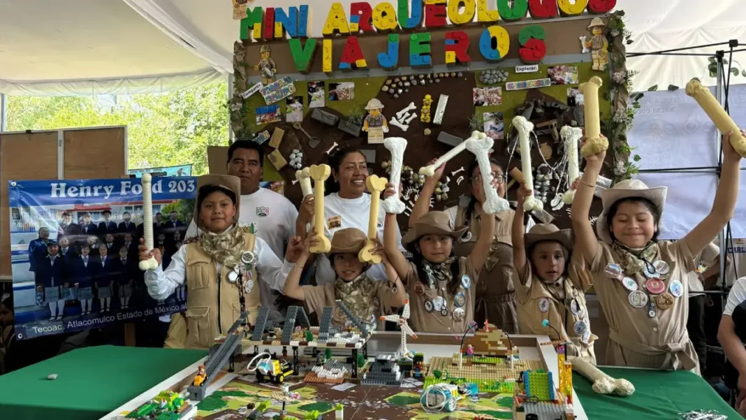 Robótica infantil Escuelas Ford RobotiX Robótica infantil Escuelas Ford RobotiX