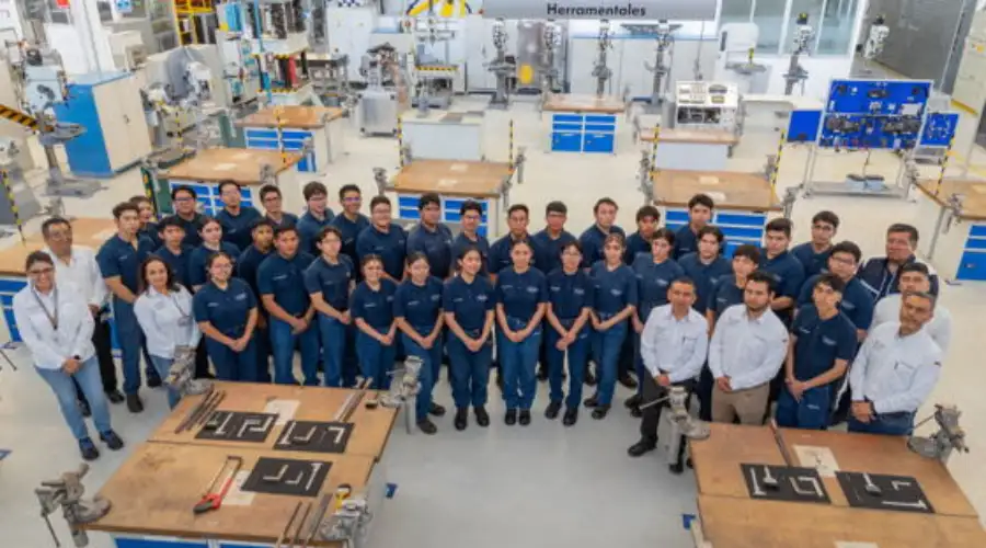 Formación técnica Volkswagen de México automotriz
