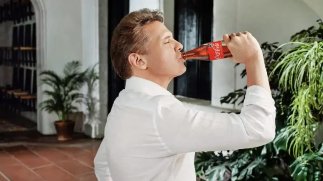 Coca-Cola y Luis Miguel campaña centenario Coca-Cola y Luis Miguel campaña centenario